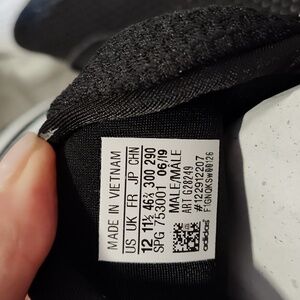 NWOT Adidas Icon V Boost Baseball Cleats Black white Men's Size 12